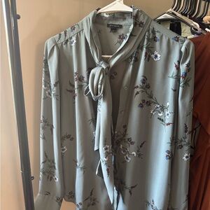 Ann Taylor Gray Floral Blouse